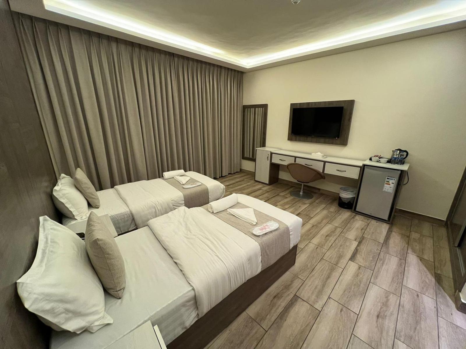 Sky Hotel Aqaba Exterior foto